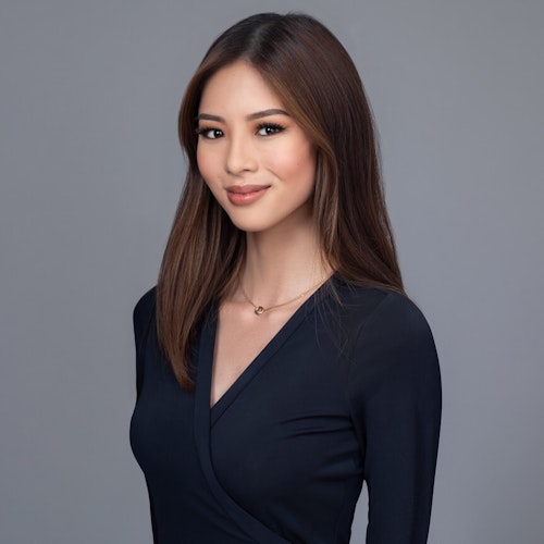 Lisa Nishiya REALTOR-ASSOCIATE