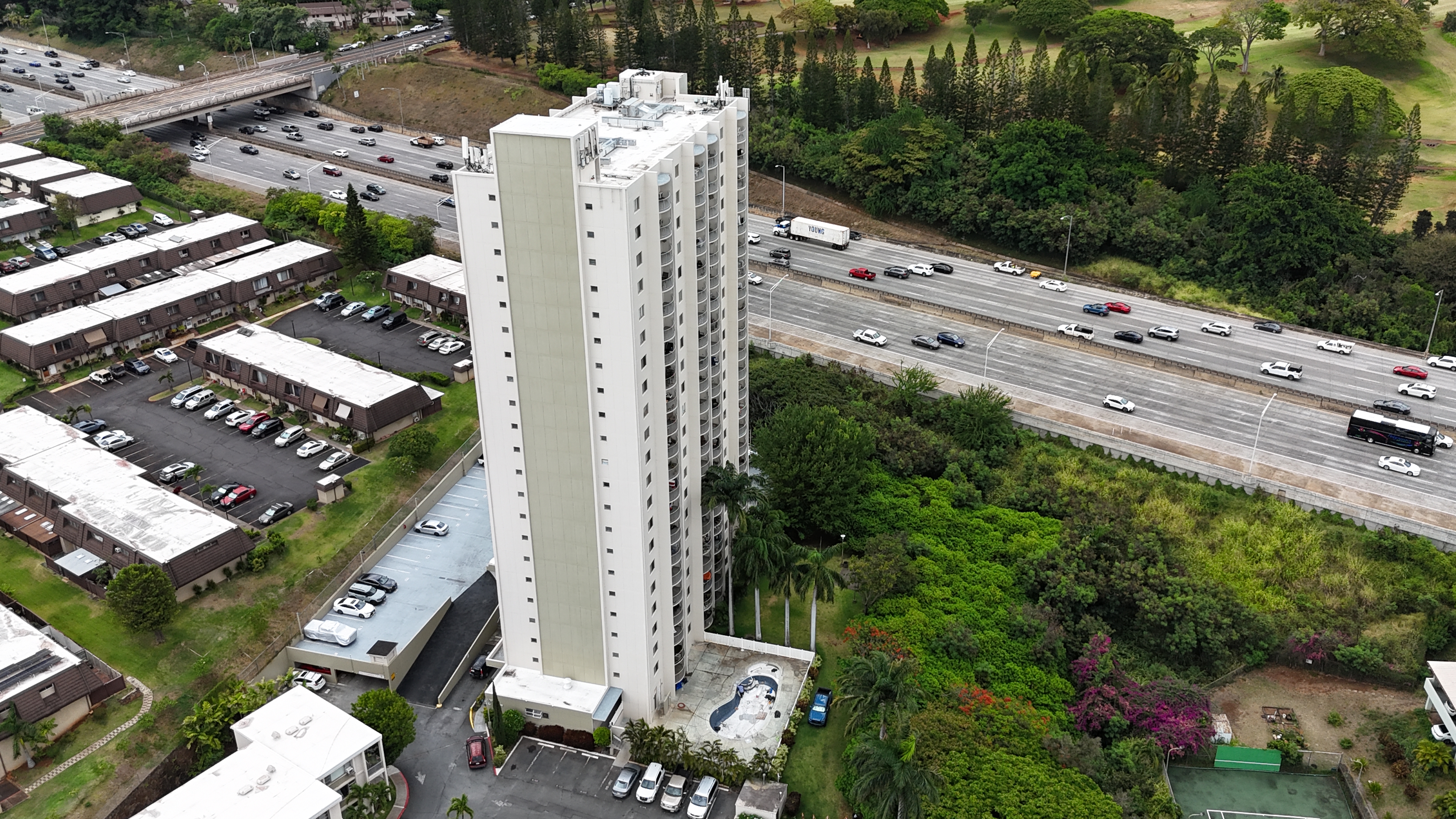 Pearlridge Garedens and Tower