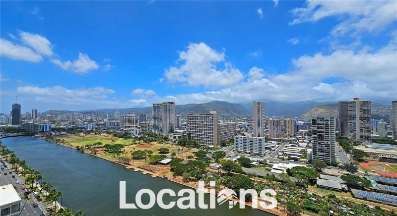 2121 Ala Wai View Over Ala Wai and Koʻolau