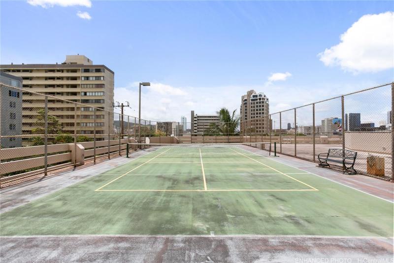 Admiral Thomas: Tennis Courts
