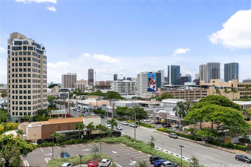 Admiral Thomas: View 1