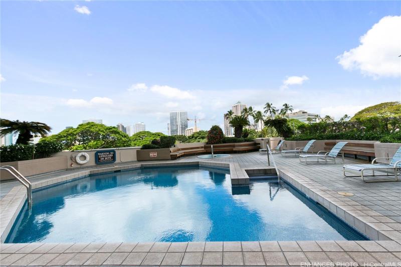 Admiral Thomas:  Pool View 1