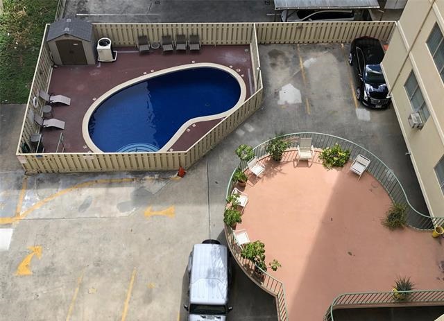Ala Wai Palms pool area seen from above