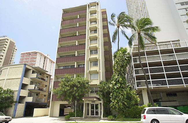 Boulevard Tower exterior view in Waikiki