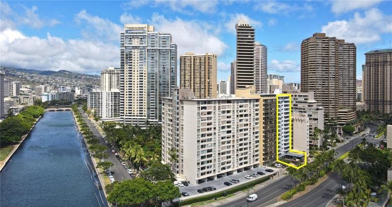 Big Surf aerial view showing Diamond Head and Waikiki skyline
