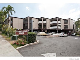 3731 Kanaina Ave, Honolulu, Hi, 96815