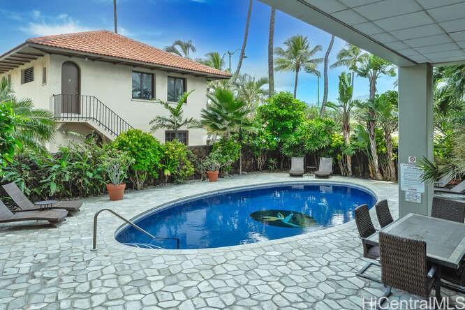 Swimming pool at Fairway Manor