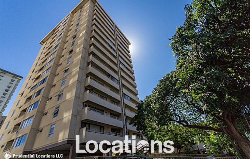 Governor Cleghorn condominium building exterior