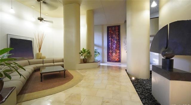 Honolulu Tower: Lobby