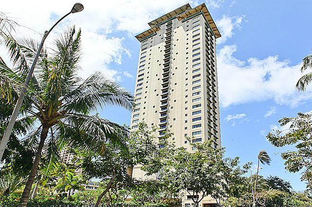 448 Kalaimoku St, Honolulu, Hi, 96815