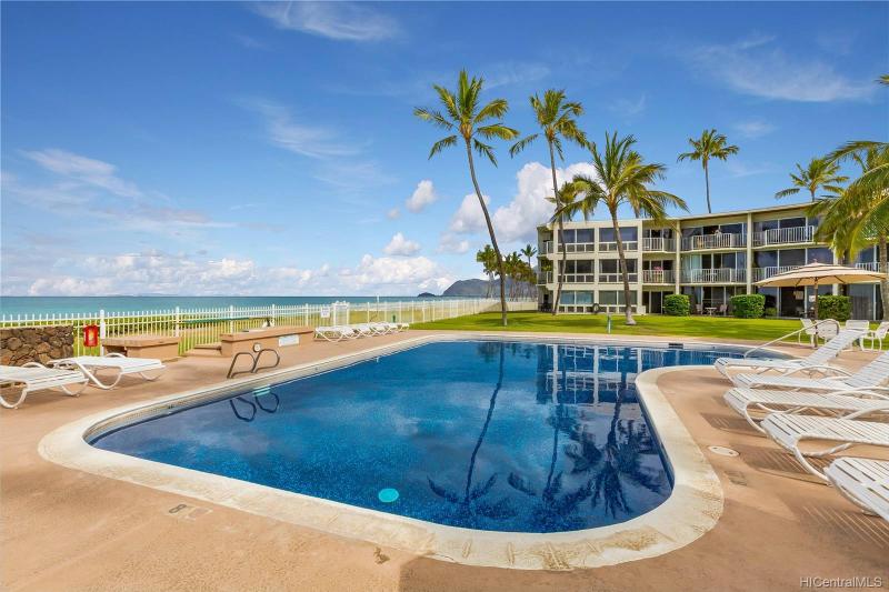 87-561 Farrington Hwy, Waianae, Hi, 96792