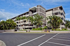 2752 Kaaha St, Honolulu, Hi, 96826