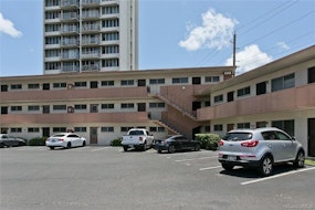 909 University Ave, Honolulu, Hi, 96826