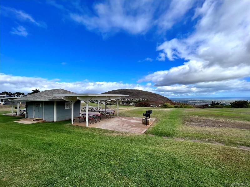 Makakilo Cliffs clubhouse and shared areas