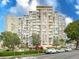 1702 Kewalo St, Honolulu, Hi, 96822