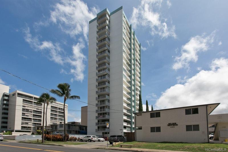 Makiki Manor