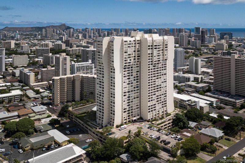 Mott Smith Laniloa Condo: Looking toward Diamond Head