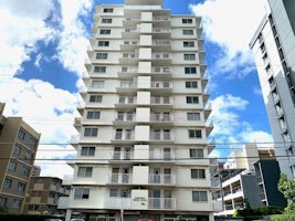 1635 Dole St, Honolulu, Hi, 96822