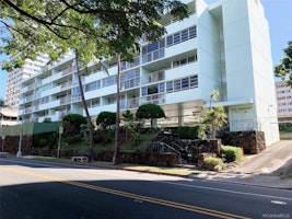 5400 Likini St, Honolulu, Hi, 96818