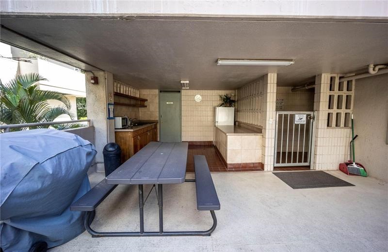 Summer Palace Recreation Deck