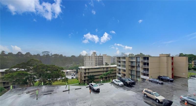 Valleyview Melemanu Parking View