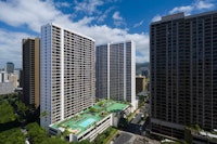 Waikiki Banyan