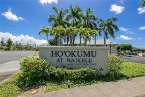 Hookumu At Waikele
