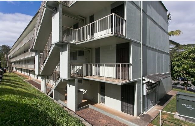 Woodlawn Terrace Melemanu Building View 2
