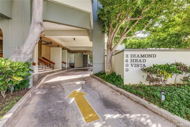 Main entrance to Diamond Head Vista