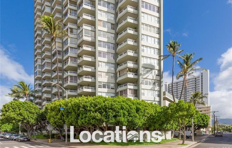 Street view of Diamond Head Vista condo tower