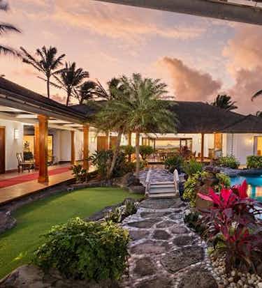 6 of bedrooms 7 of bathrooms Luxury Listing in Kailua