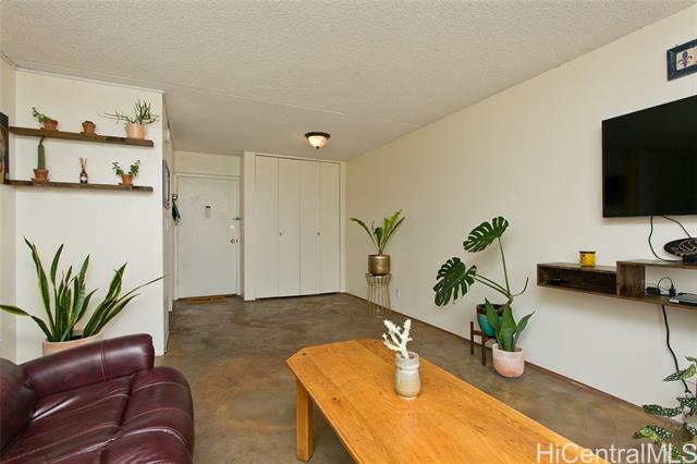 400 Hobron Lane, 3212, Honolulu, HI 96815