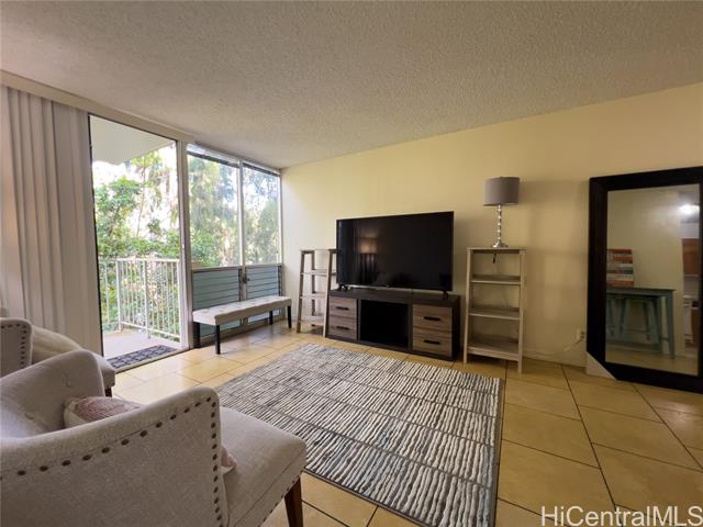 1600 Wilikina Drive, C403, Wahiawa, HI 96786