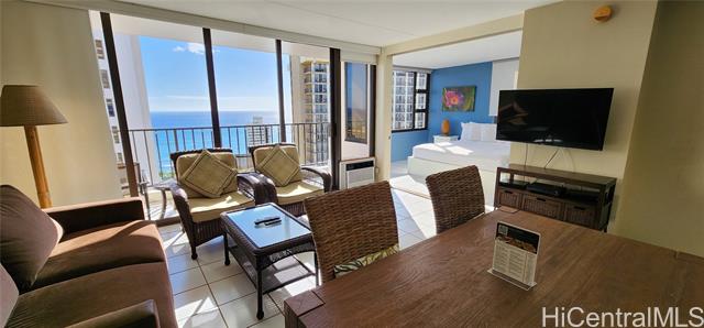 201 Ohua Avenue, MAUKA 3302, Honolulu, HI 96815