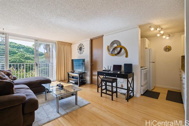 1720 Huna Street, B405, Honolulu, HI 96817