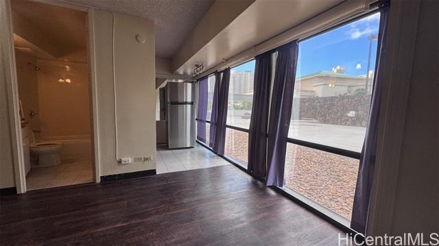 1750 Kalakaua Avenue, 504, Honolulu, HI 96826