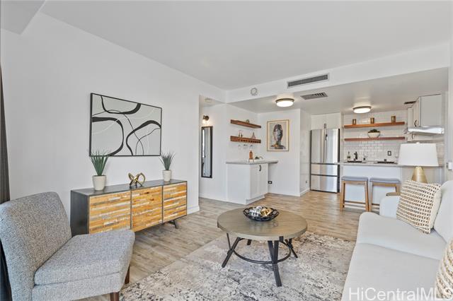 225 Queen Street, 8B, Honolulu, HI 96813