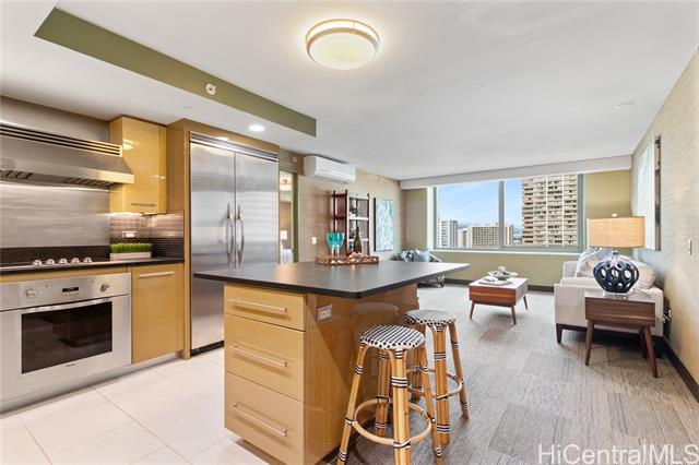 1200 Queen Emma Street, 1705, Honolulu, HI 96813