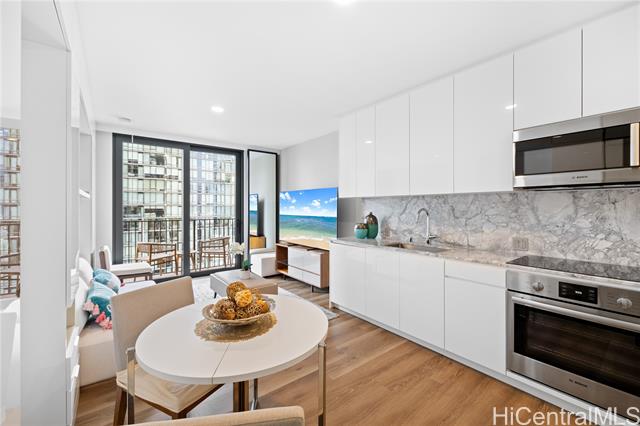 987 Queen Street, 1508, Honolulu, HI 96814