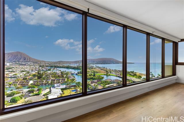 250 Kawaihae Street, 17D, Honolulu, HI 96825