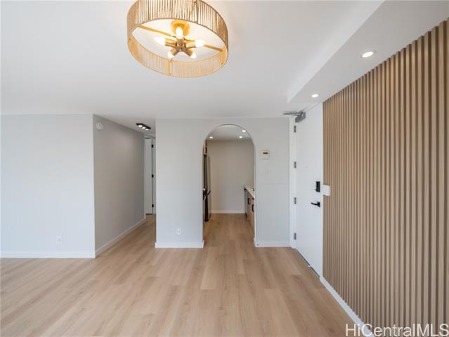 1561 Pensacola Street, 801, Honolulu, HI 96822