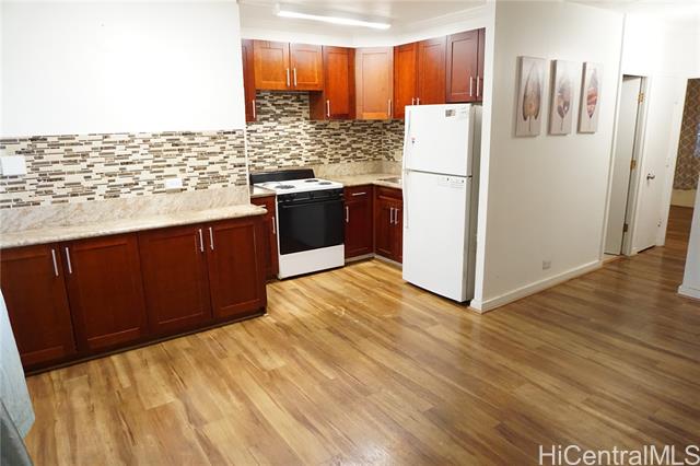 94-249 Waikele Road, B111, Waipahu, HI 96797