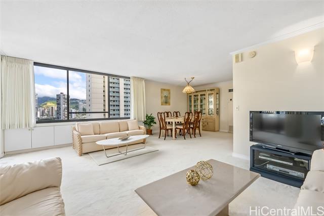 2215 Aloha Drive, DH1701 (17J), Honolulu, HI 96815