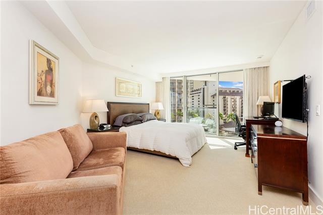 223 Saratoga Road, 814, Honolulu, HI 96815