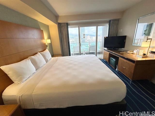 410 Atkinson Drive, 1127, Honolulu, HI 96814