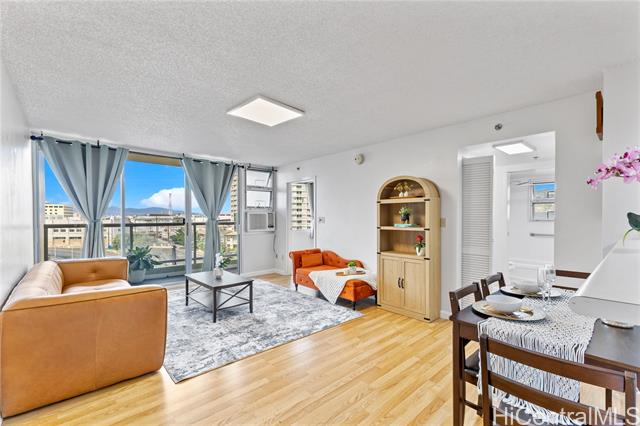 215 King Street, 610, Honolulu, HI 96817