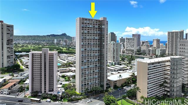 555 University Avenue, 403, Honolulu, HI 96826