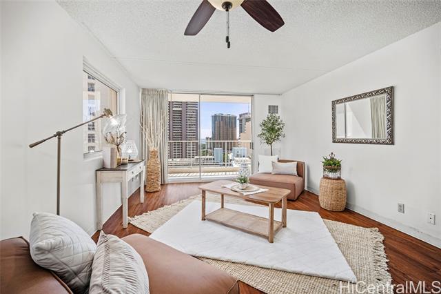 400 Hobron Lane, 2015, Honolulu, HI 96815