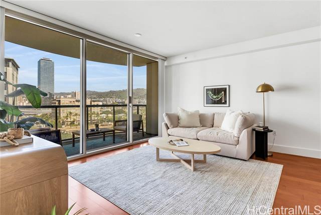 1837 Kalakaua Avenue, 906, Honolulu, HI 96815