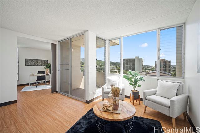 1624 Dole Street, 801, Honolulu, HI 96822
